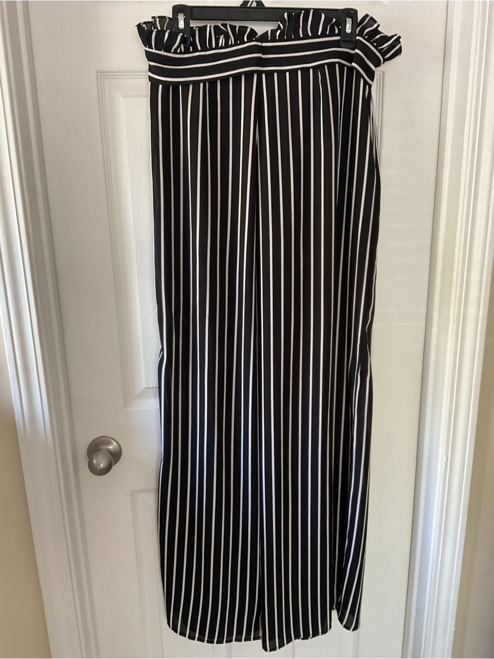 Analili Black White Striped Paperbag Waist Wide Leg Pants M - Picture 5 of 13
